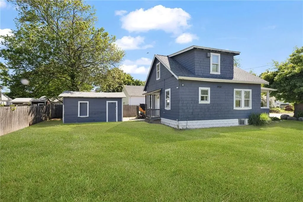 68 Covel Circle Warwick RI 02888