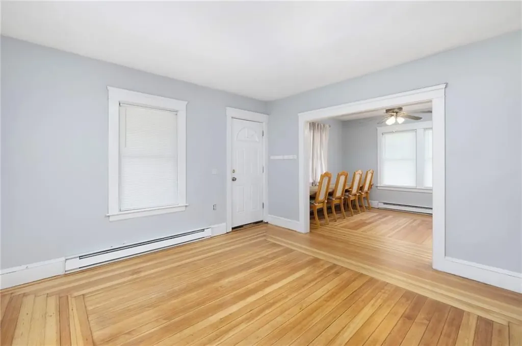 68 Covel Circle Warwick RI 02888
