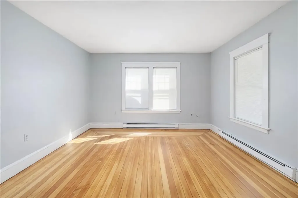 68 Covel Circle Warwick RI 02888