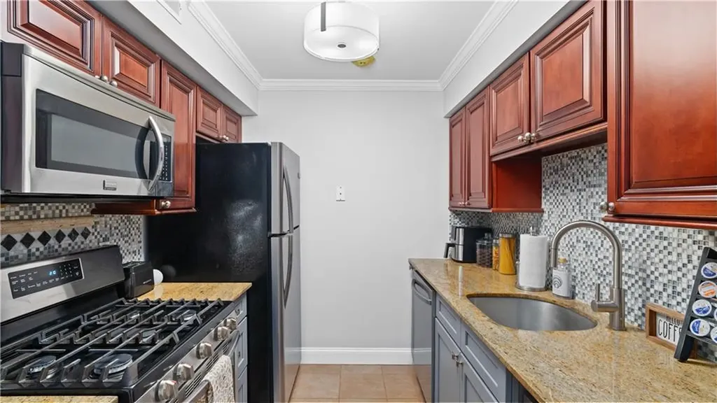 131 Fordson Avenue Cranston RI 02910