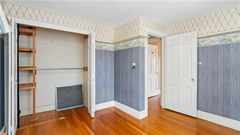 12 Fairview Avenue Lincoln RI 02865