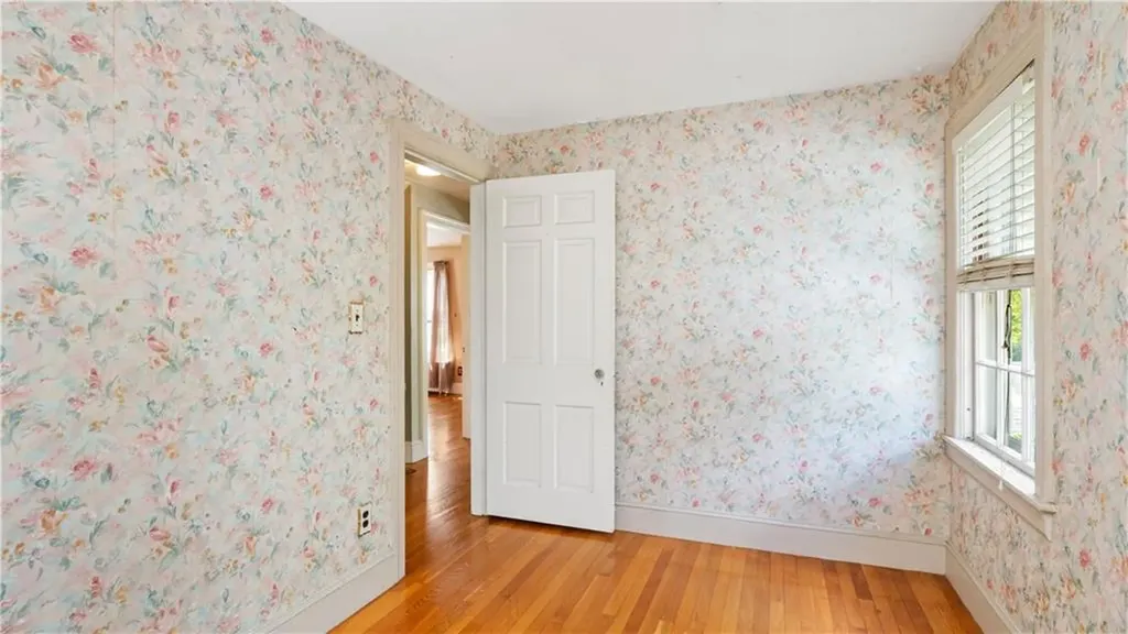 12 Fairview Avenue Lincoln RI 02865