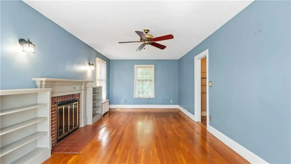 12 Fairview Avenue Lincoln RI 02865