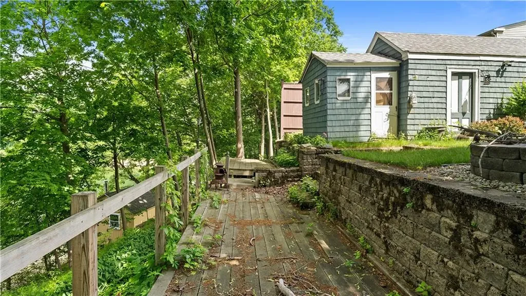 12 Fairview Avenue Lincoln RI 02865