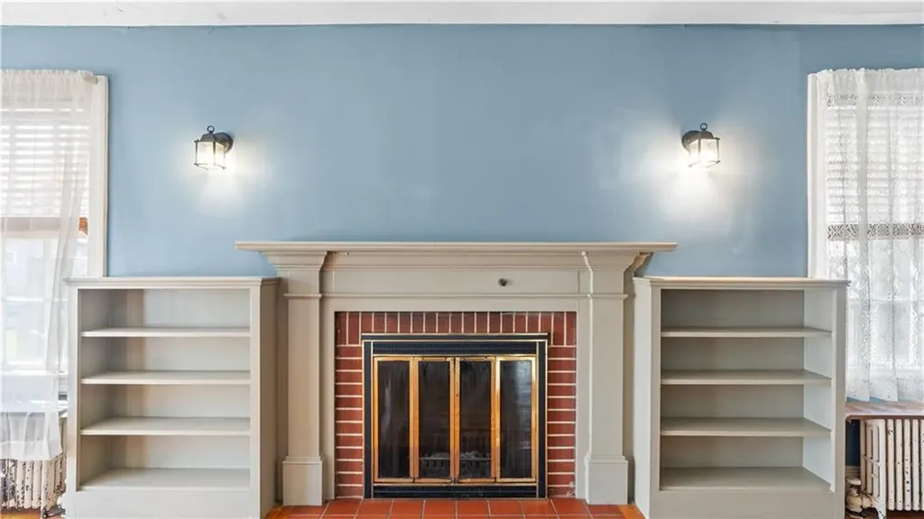 12 Fairview Avenue Lincoln RI 02865