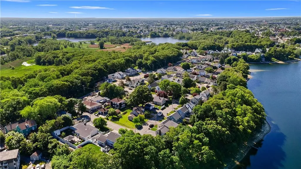 12 Fairview Avenue Lincoln RI 02865