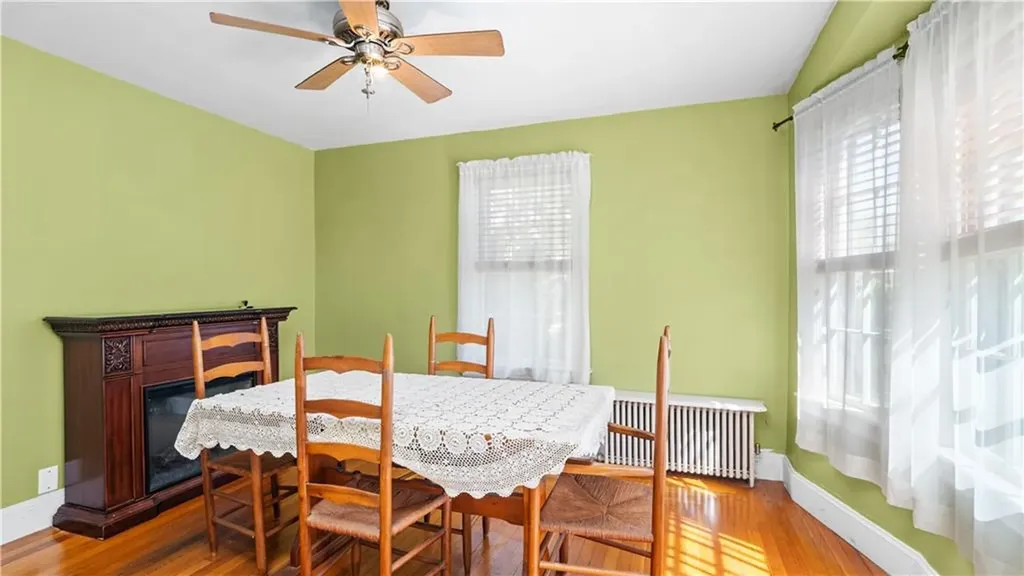 12 Fairview Avenue Lincoln RI 02865