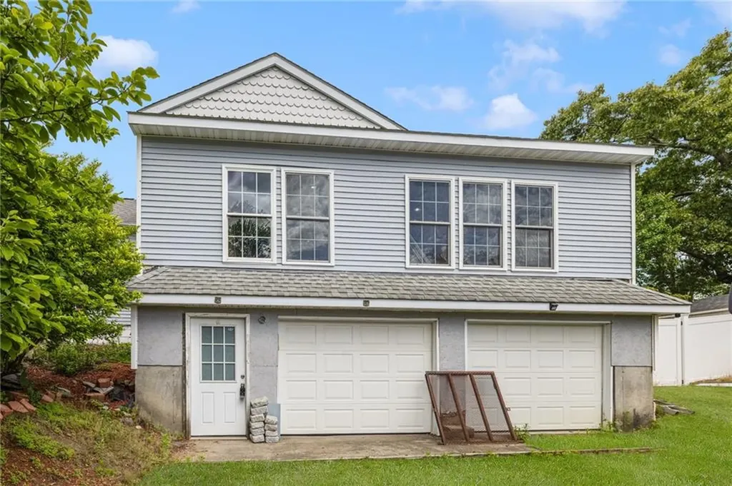 432 Lake Shore Drive Warwick RI 02889