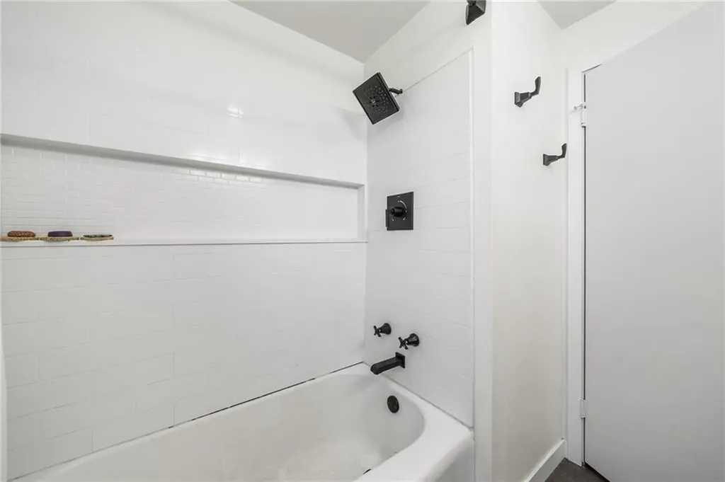 10 Craigie Street North Providence RI 02911