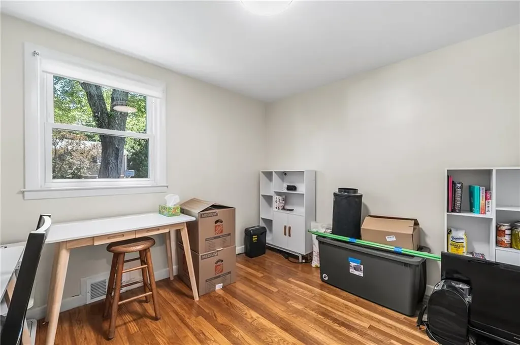 10 Craigie Street North Providence RI 02911