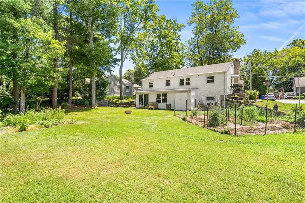 10 Craigie Street North Providence RI 02911