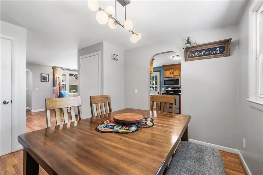 10 Craigie Street North Providence RI 02911