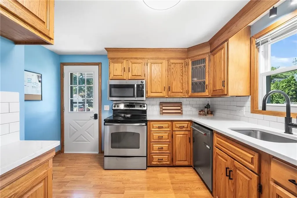 10 Craigie Street North Providence RI 02911