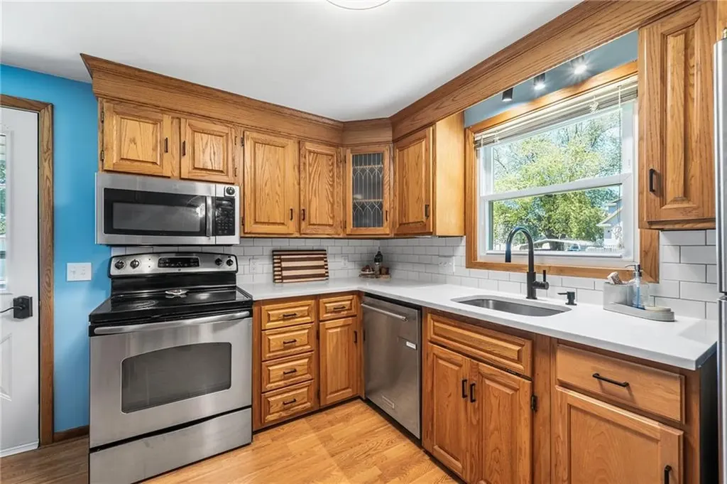 10 Craigie Street North Providence RI 02911