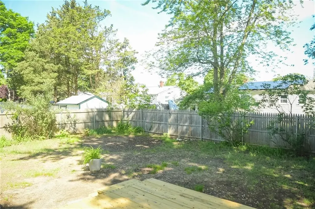 23 Perkins Street Warwick RI 02886
