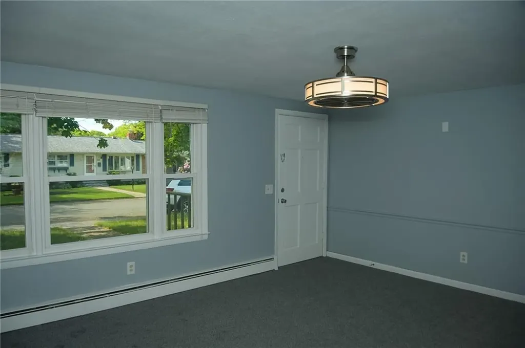 23 Perkins Street Warwick RI 02886