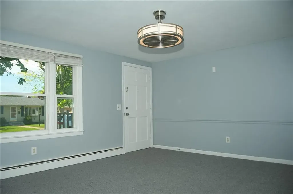 23 Perkins Street Warwick RI 02886