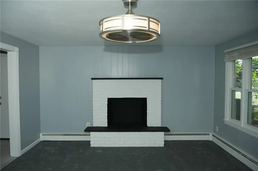 23 Perkins Street Warwick RI 02886