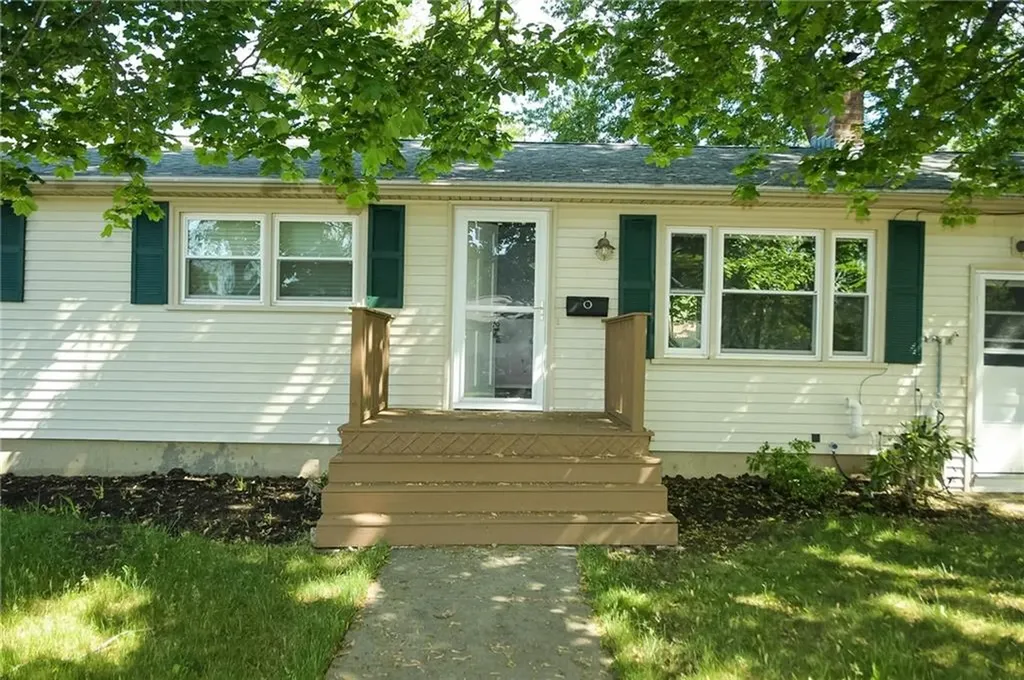 23 Perkins Street Warwick RI 02886