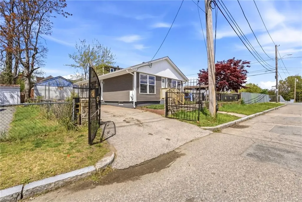 75 Atwood Street Providence RI 02909