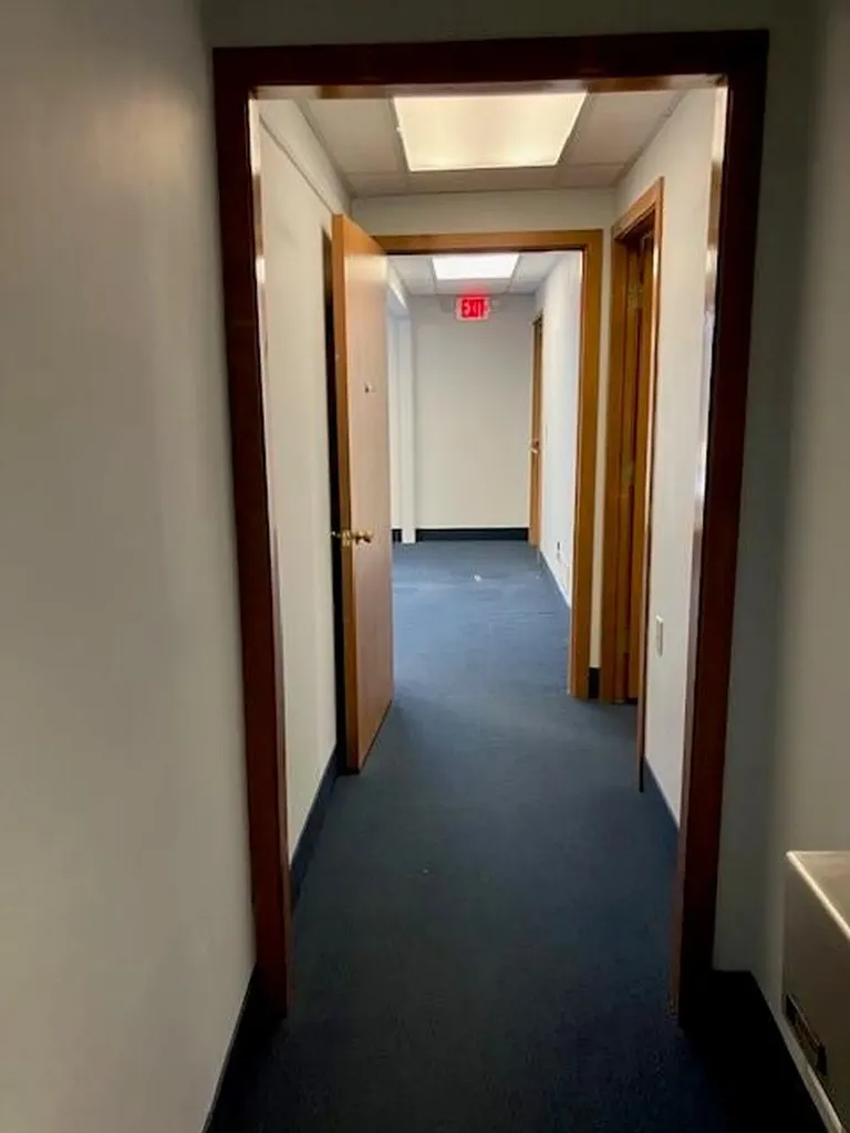 33 College Hill Road Warwick RI 02886