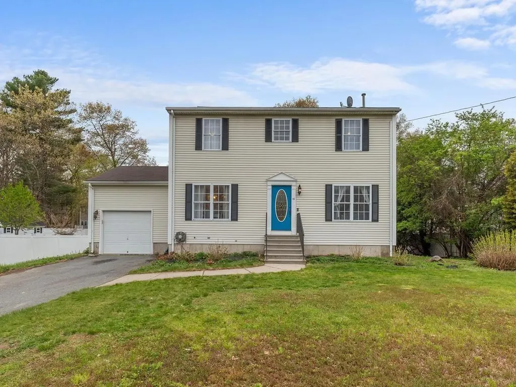 44 Orchard Valley Drive Cranston RI 02921