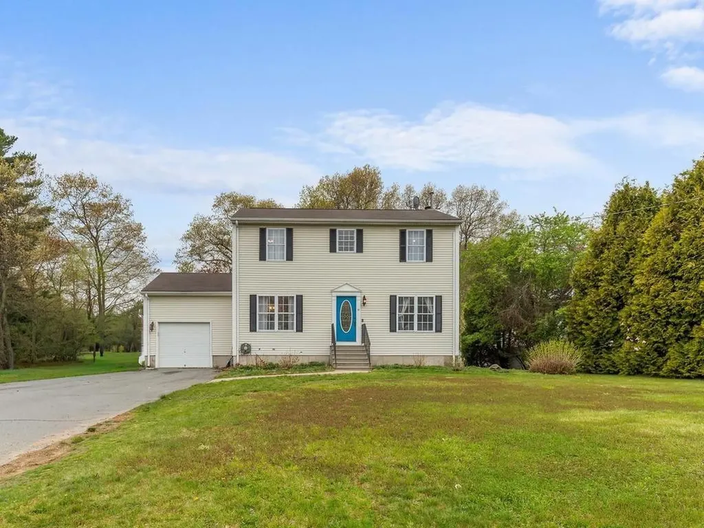 44 Orchard Valley Drive Cranston RI 02921