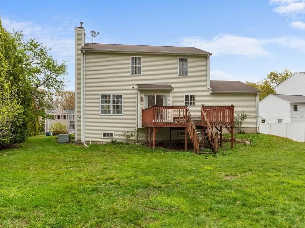 44 Orchard Valley Drive Cranston RI 02921