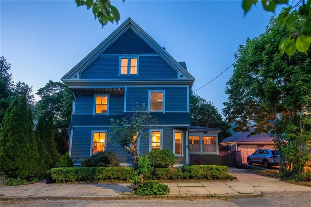66 Halsey Street Providence RI 02906