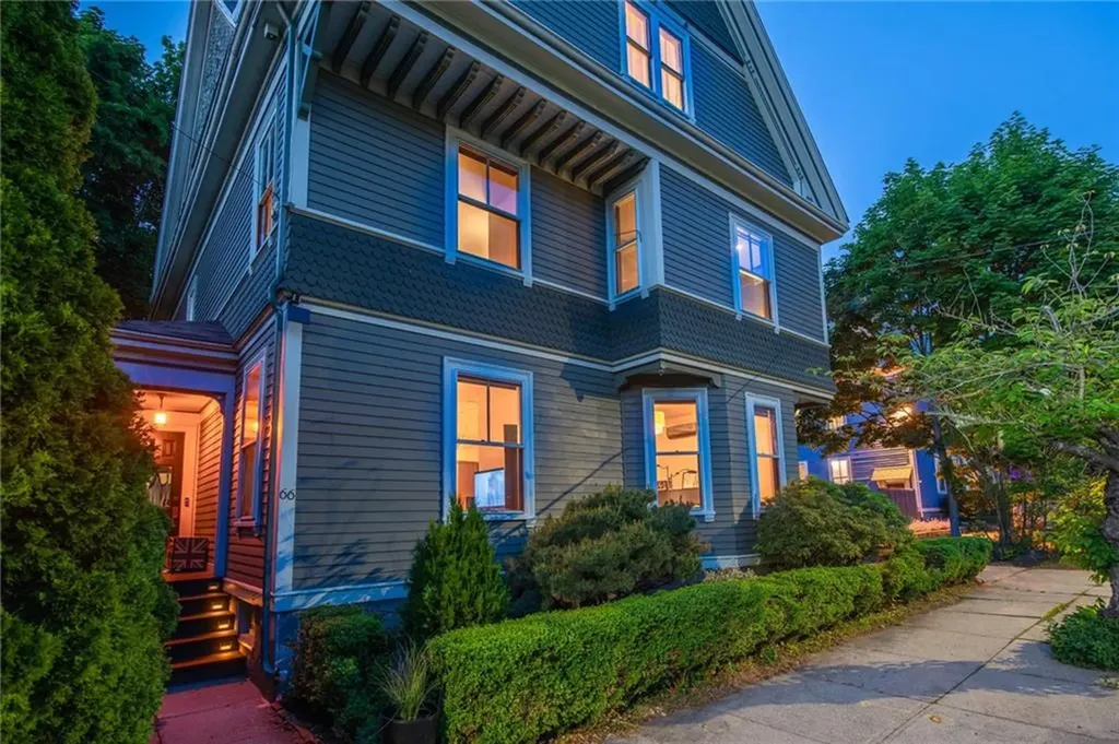 66 Halsey Street Providence RI 02906