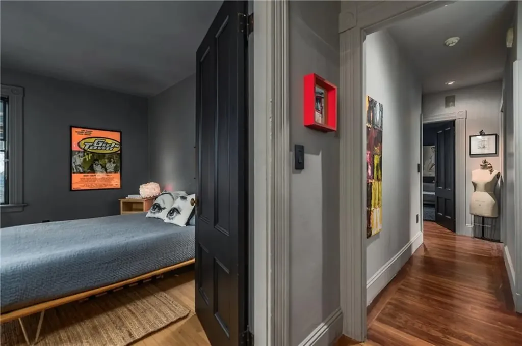 66 Halsey Street Providence RI 02906
