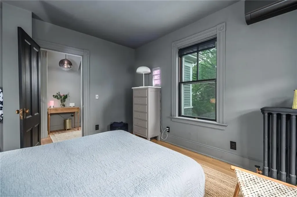 66 Halsey Street Providence RI 02906