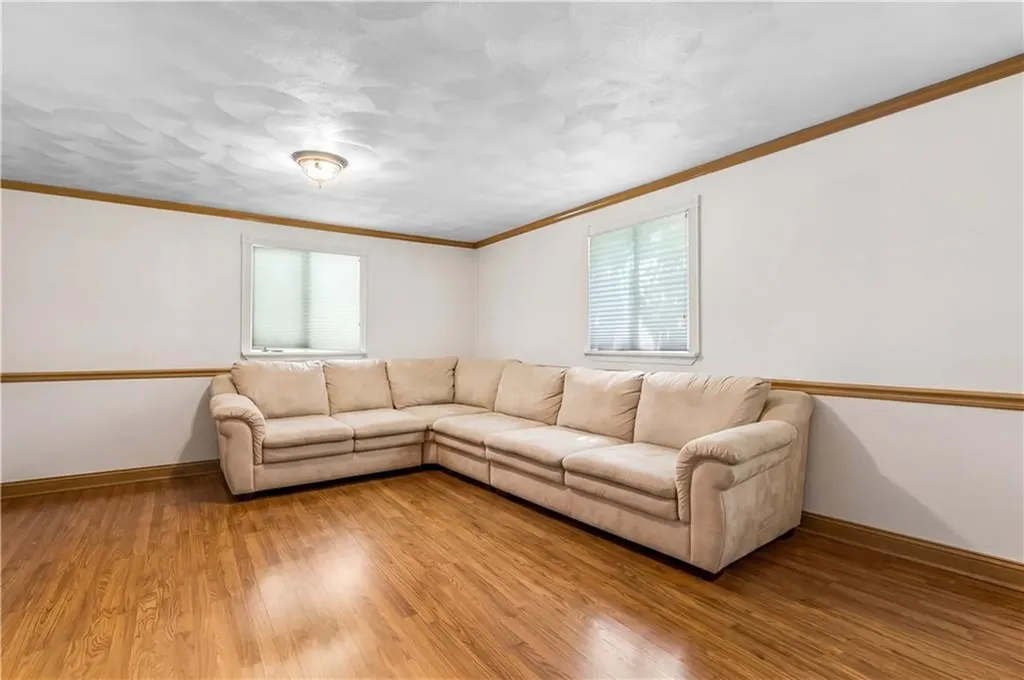 77 Pine Hill Avenue Johnston RI 02919