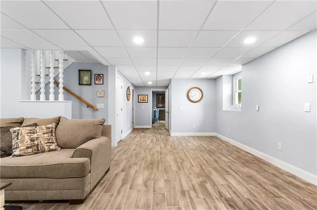77 Pine Hill Avenue Johnston RI 02919
