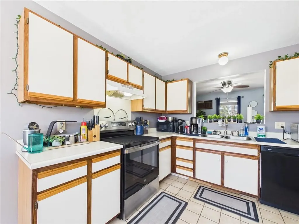 565 Quaker Lane West Warwick RI 02893