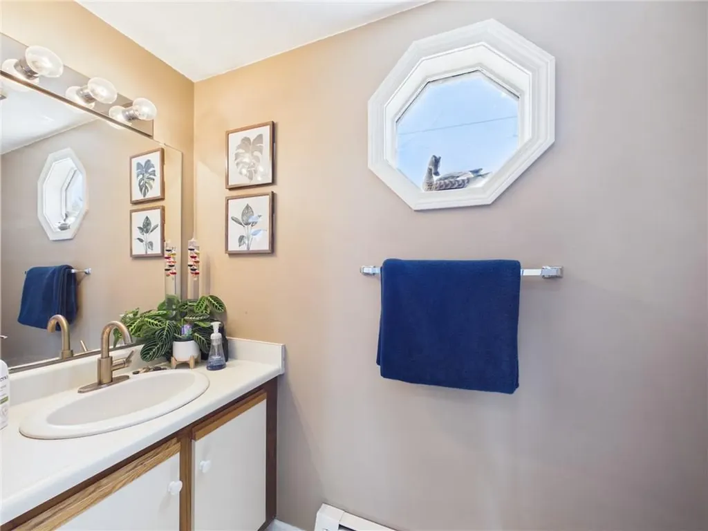 565 Quaker Lane West Warwick RI 02893