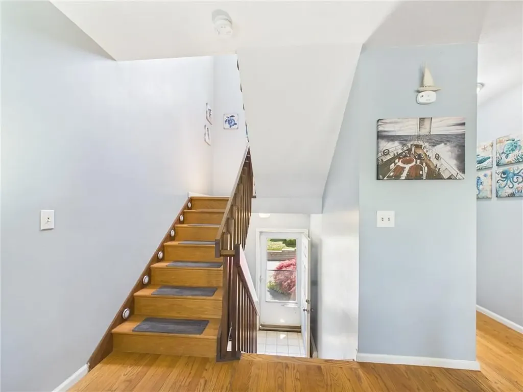 565 Quaker Lane West Warwick RI 02893