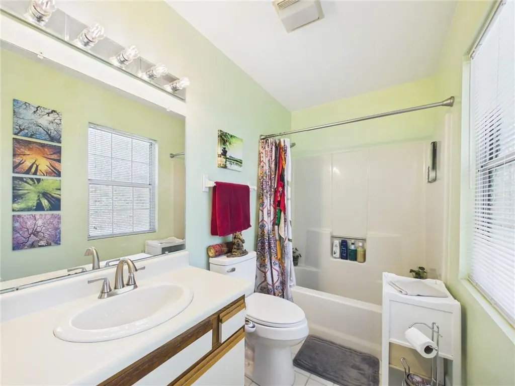 565 Quaker Lane West Warwick RI 02893