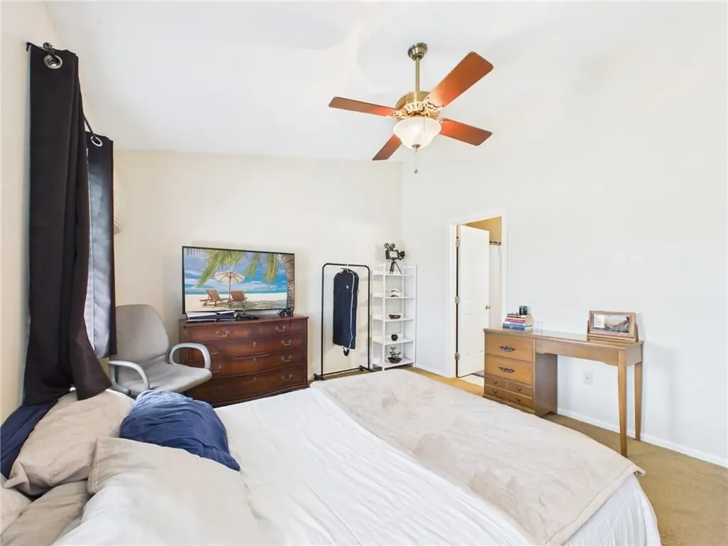 565 Quaker Lane West Warwick RI 02893