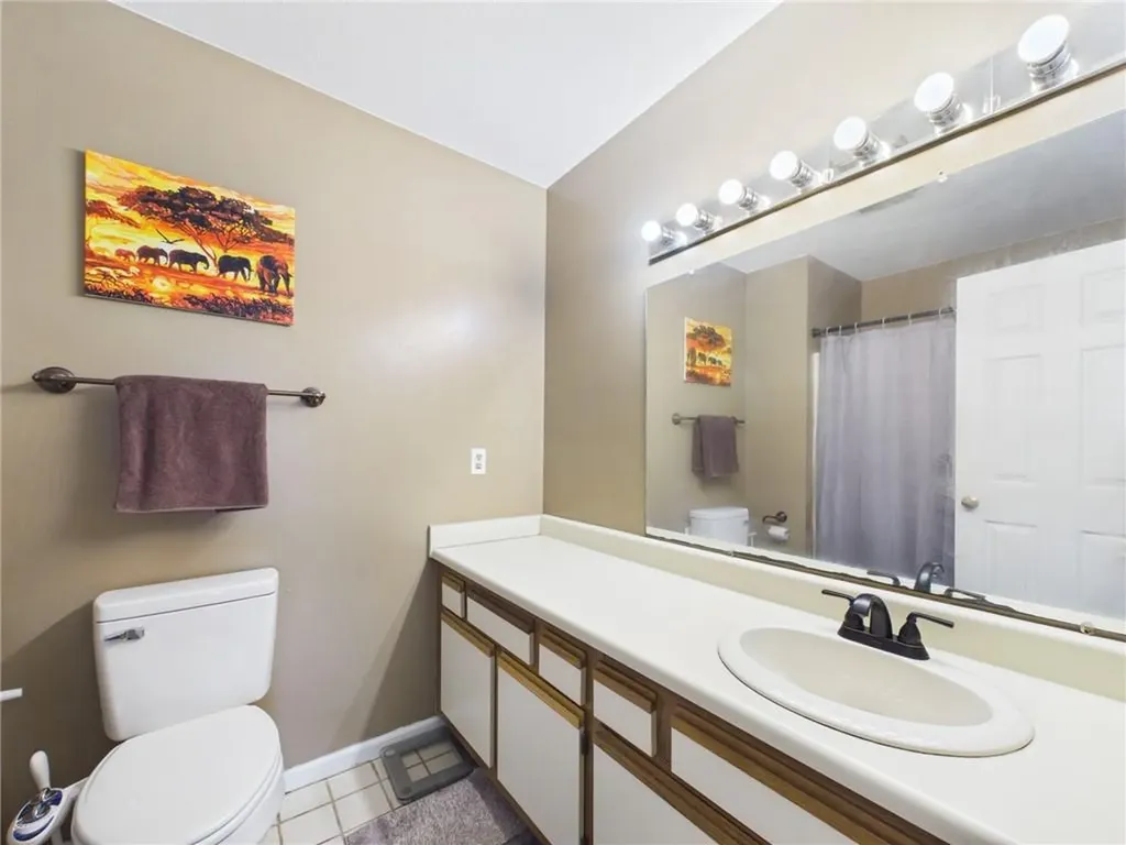 565 Quaker Lane West Warwick RI 02893