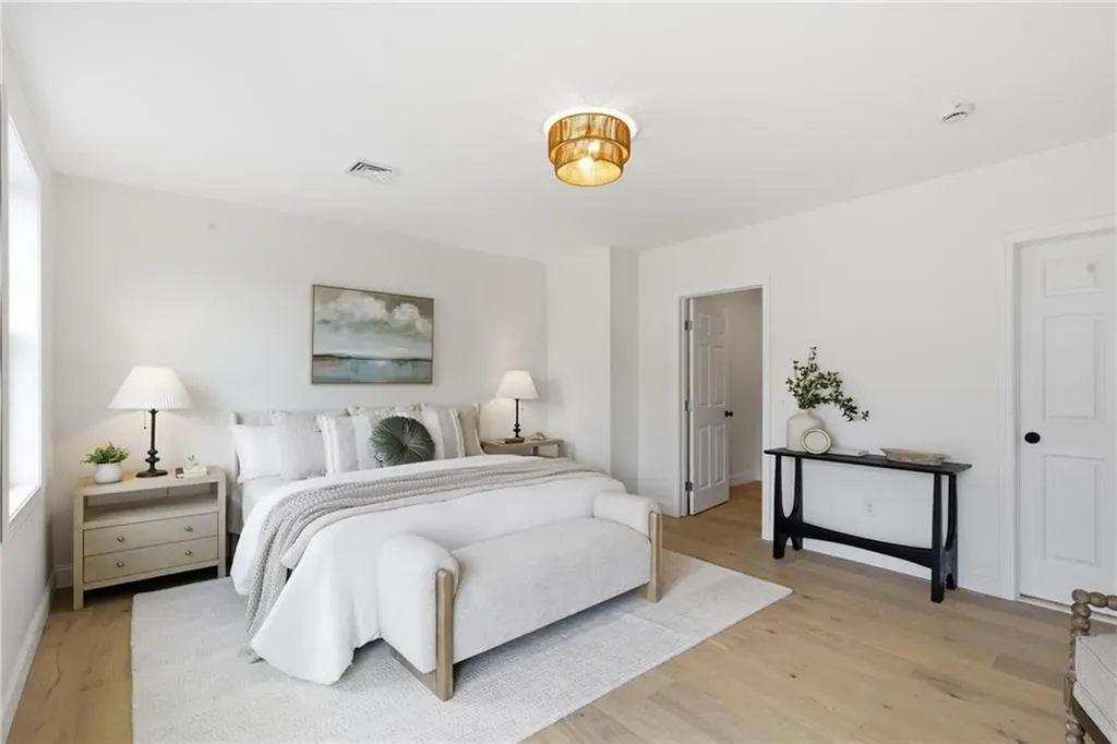 42 Orchard Avenue Barrington RI 02806