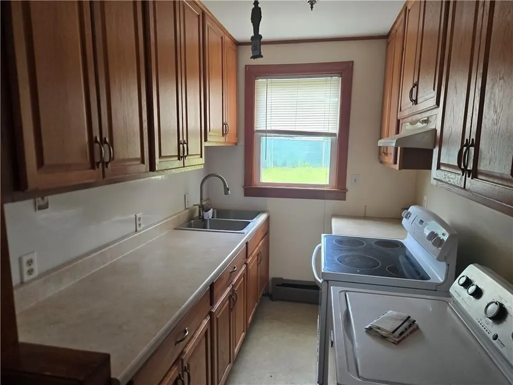 30 Cumberland Street Cumberland RI 02864