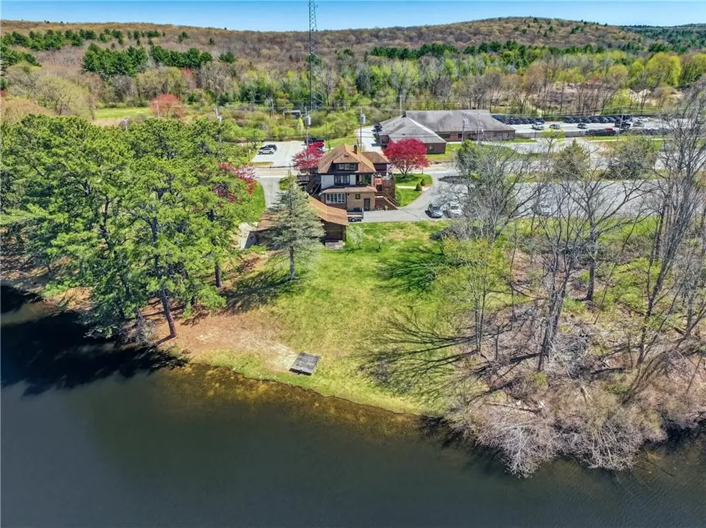 1496 Victory Highway Burrillville RI 02858
