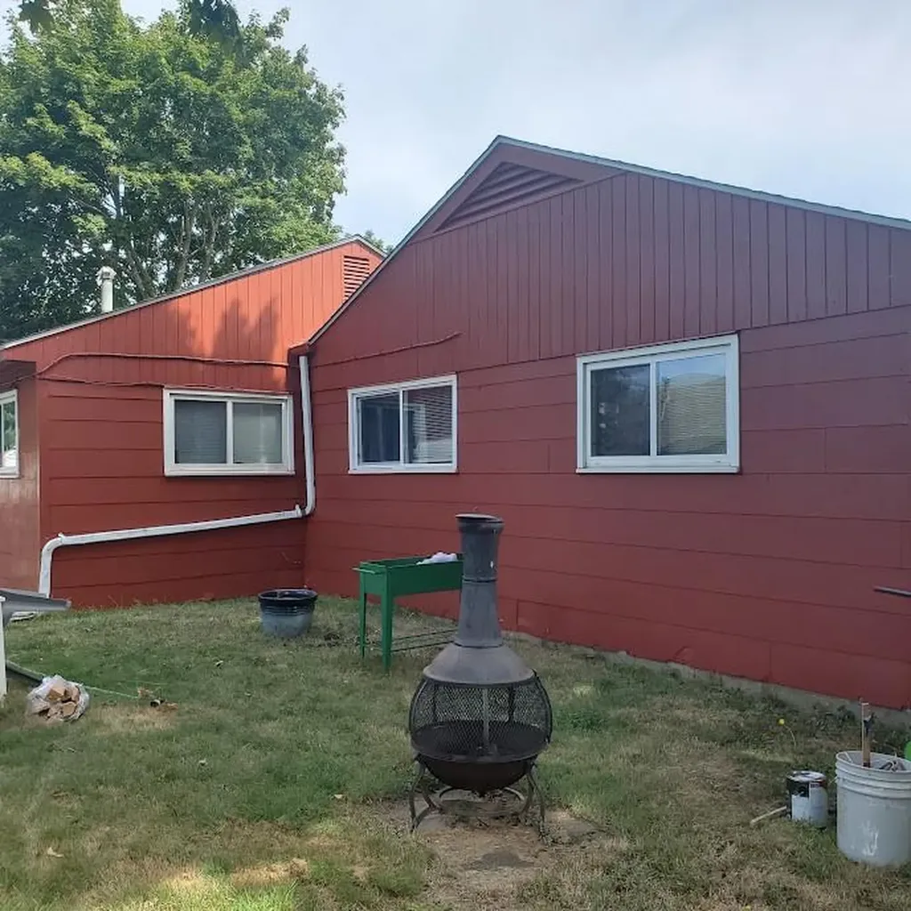 15 A & B Ludlow Road Middletown RI 02842