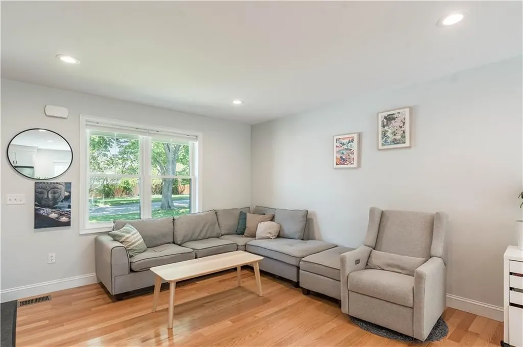 100 East View Avenue Cranston RI 02920