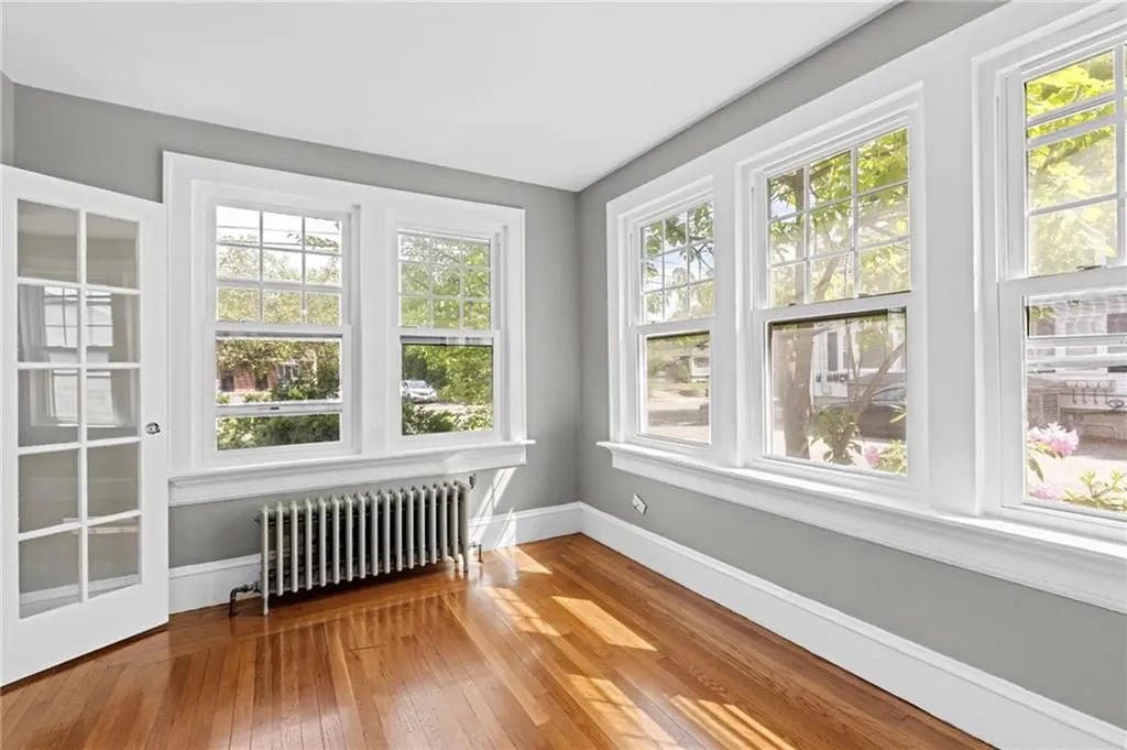 2915 Post Road Warwick RI 02886
