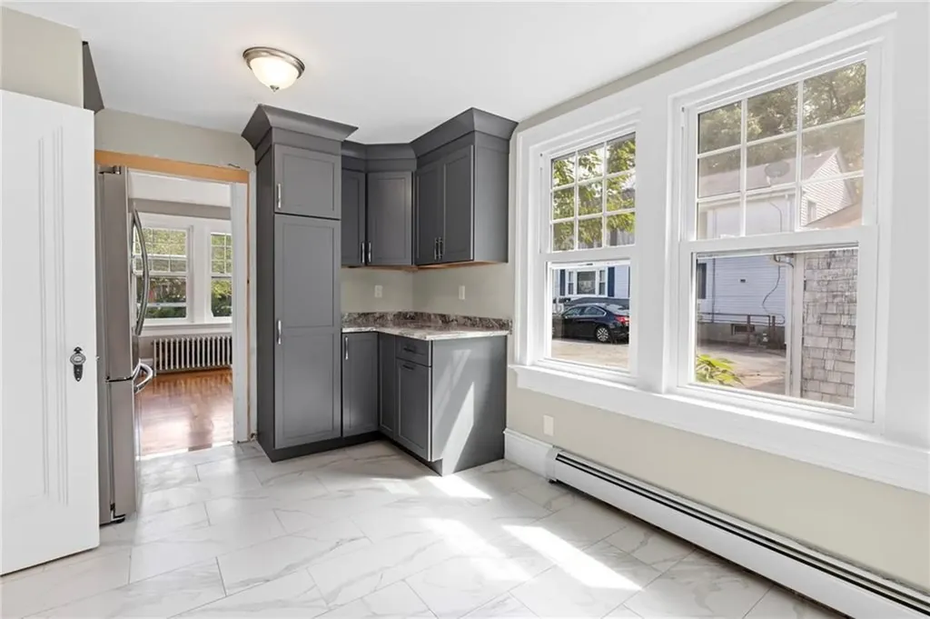 2915 Post Road Warwick RI 02886