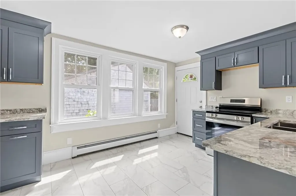 2915 Post Road Warwick RI 02886