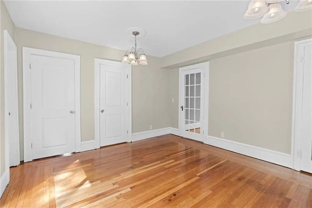 2915 Post Road Warwick RI 02886
