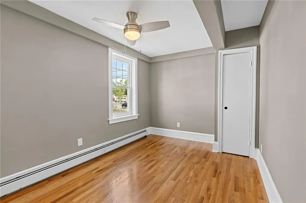2915 Post Road Warwick RI 02886